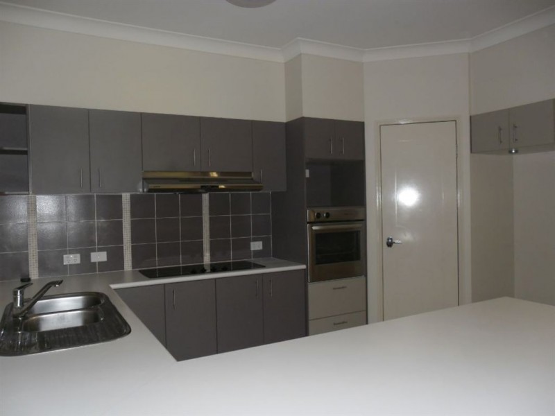 21 Douglas Circuit, North Lakes QLD 4509