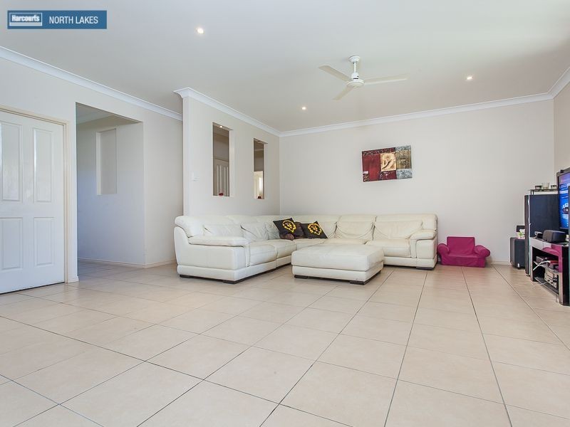 35 Wallaroo Circuit, North Lakes QLD 4509
