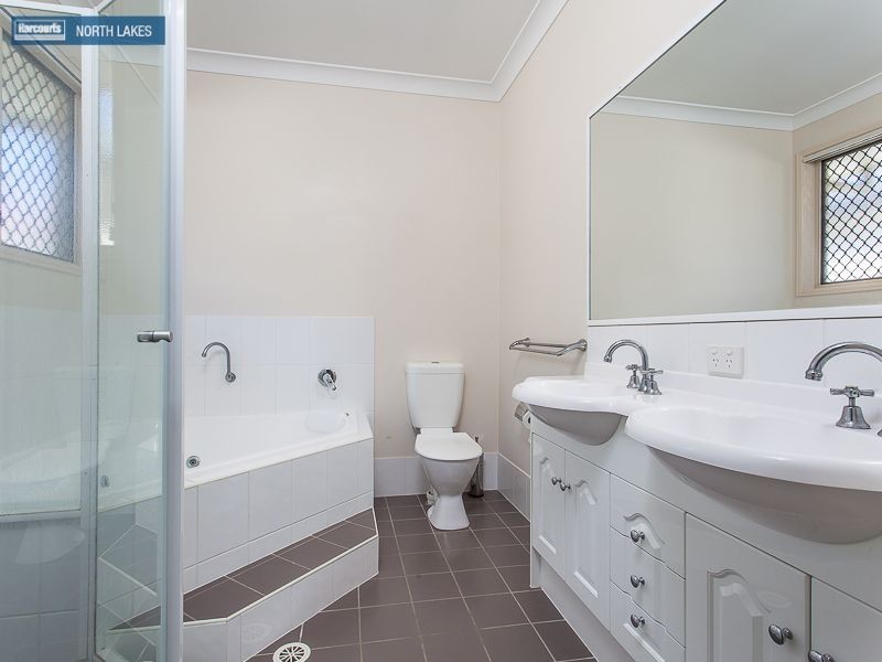 35 Wallaroo Circuit, North Lakes QLD 4509