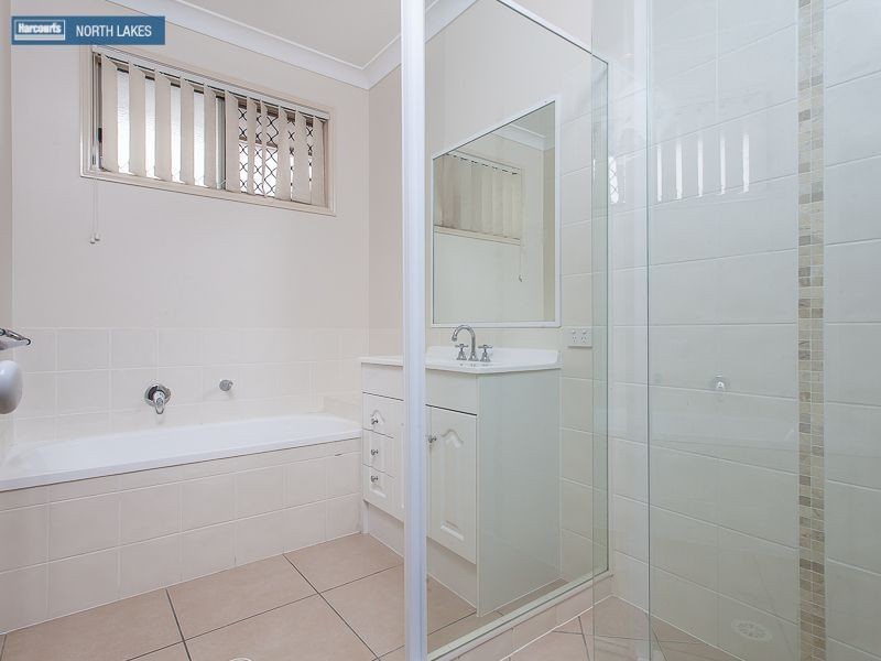 35 Wallaroo Circuit, North Lakes QLD 4509