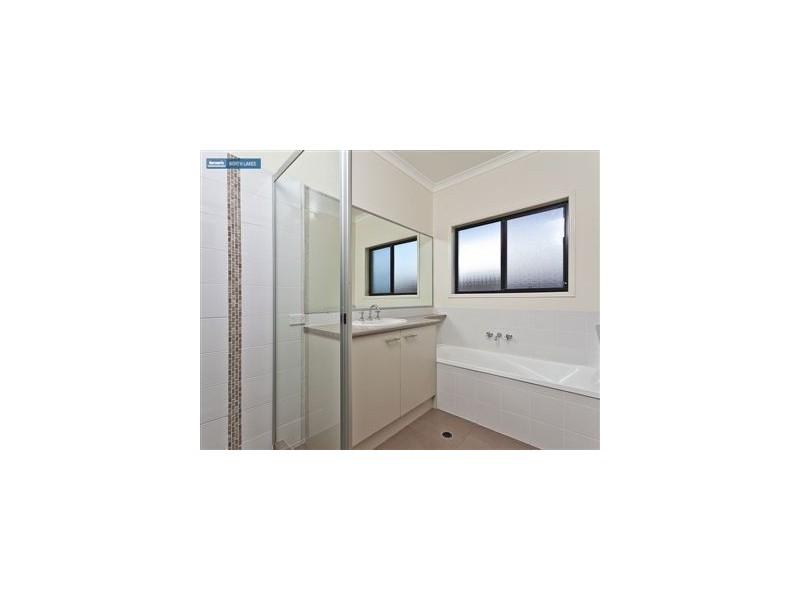 18 Dunnart st, North Lakes QLD 4509