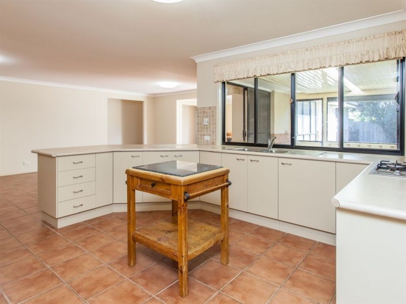 15 Wollemi Street, North Lakes QLD 4509