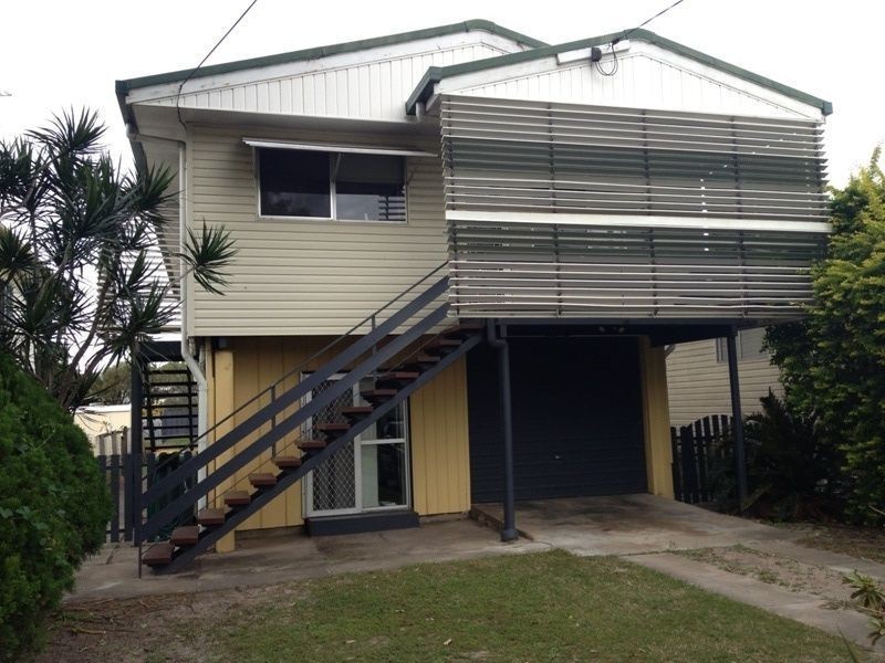 12 Ettie Street, Redcliffe QLD 4020