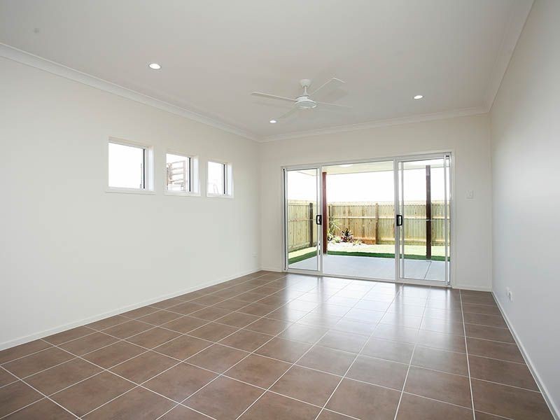 30 Couples Street, North Lakes QLD 4509