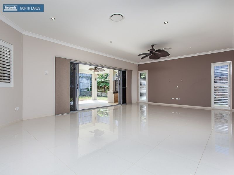 7 Fantail Crescent, Mango Hill QLD 4509