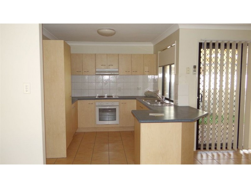 5 Cunningham Crescent, North Lakes QLD 4509