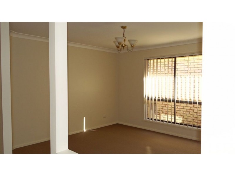 5 Cunningham Crescent, North Lakes QLD 4509