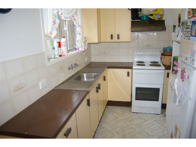 15 Blazey Street, Kallangur QLD 4503