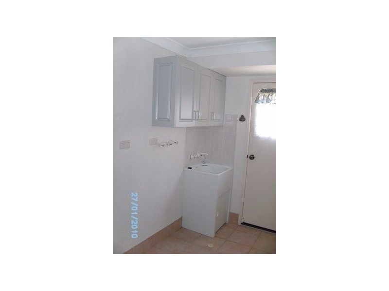 8 Mohr Court, Petrie QLD 4502