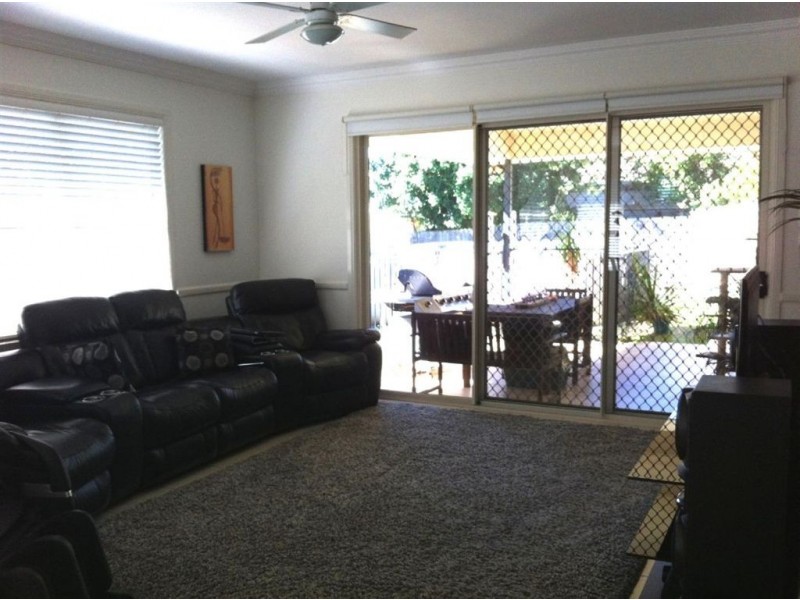 24 Foambark Street, North Lakes QLD 4509