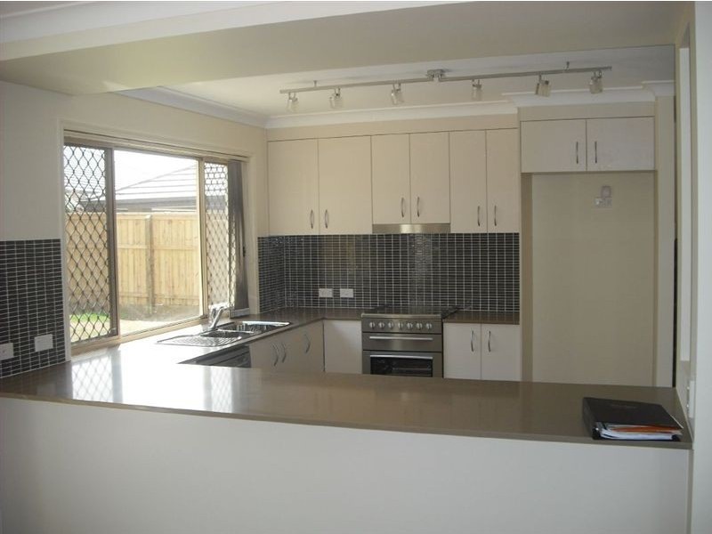 10 Faldo Court, North Lakes QLD 4509