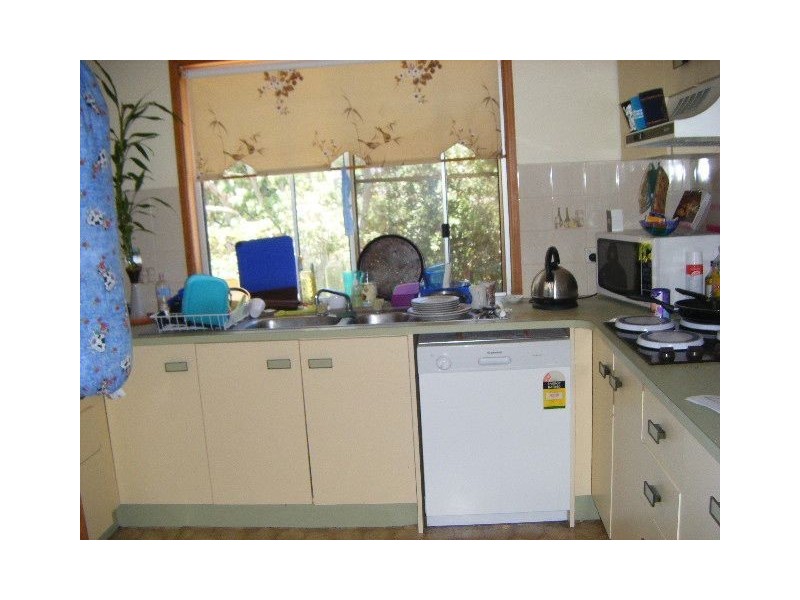 8 Harvey Street, Strathpine QLD 4500