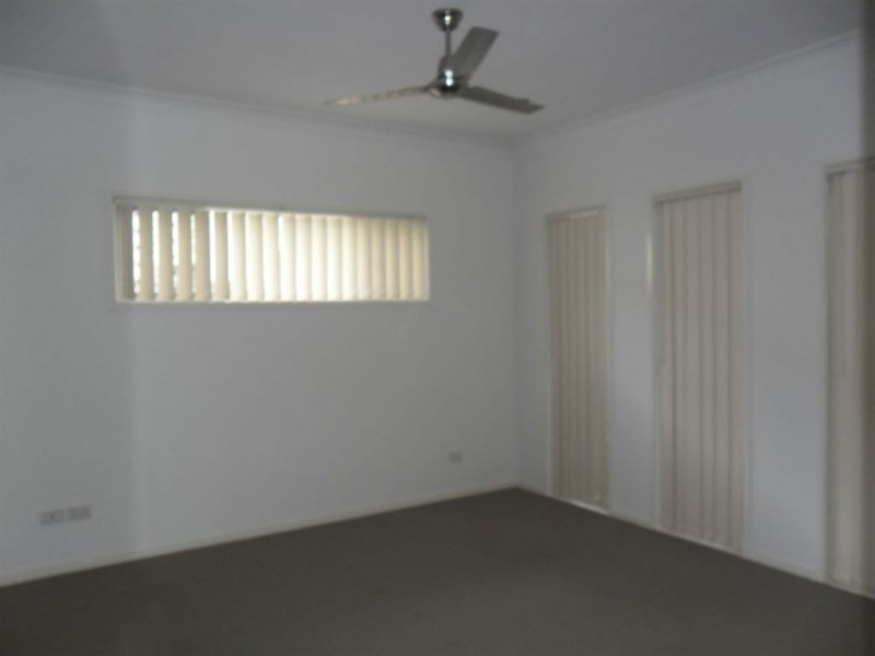24 Rawlins Cresent, North Lakes QLD 4509