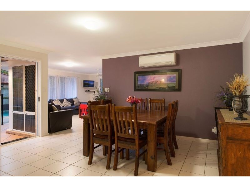 5 Petermann Drive, North Lakes QLD 4509