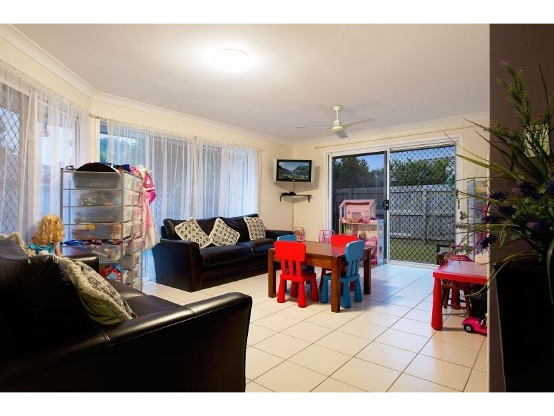 5 Petermann Drive, North Lakes QLD 4509
