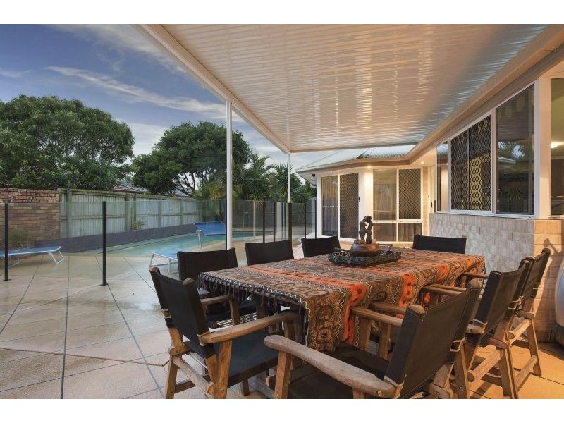 5 Petermann Drive, North Lakes QLD 4509