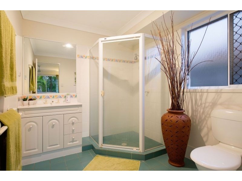 5 Petermann Drive, North Lakes QLD 4509