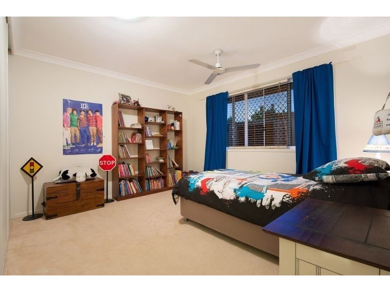 5 Petermann Drive, North Lakes QLD 4509