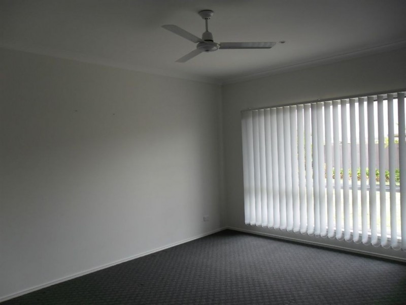 25 Dusky Street, North Lakes QLD 4509