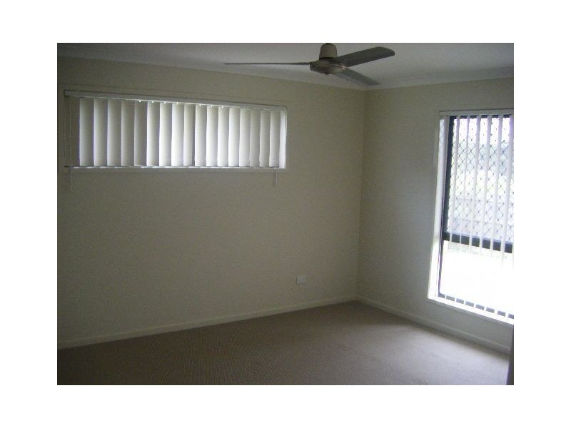 10 Wakeham Street, Kallangur QLD 4503