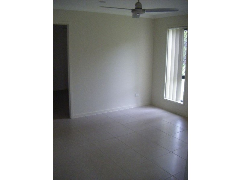 10 Wakeham Street, Kallangur QLD 4503