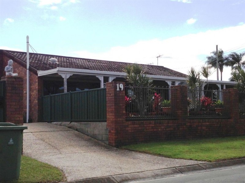 19 Pitchie Street, Strathpine QLD 4500