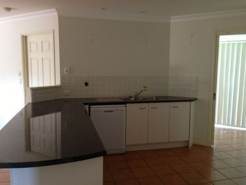 2 Alambi Court, Rothwell QLD 4022