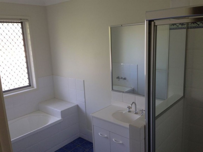 2 Alambi Court, Rothwell QLD 4022