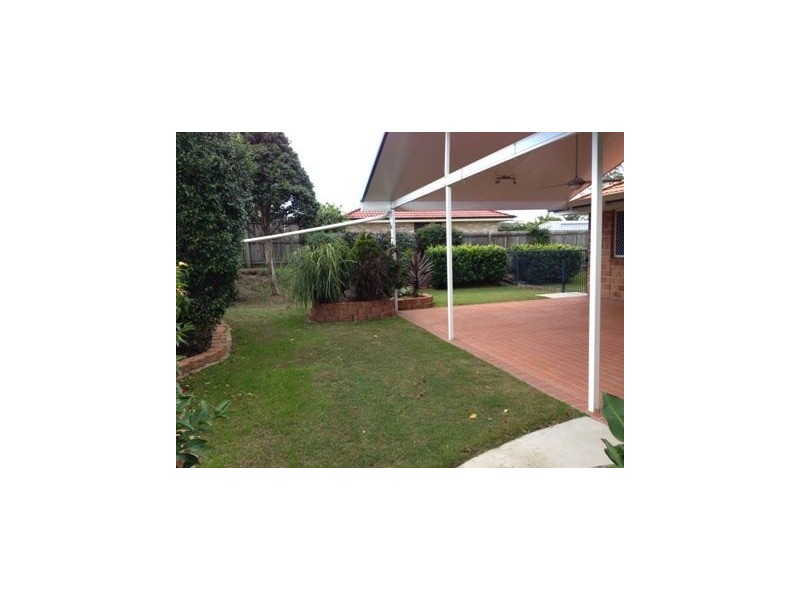 2 Alambi Court, Rothwell QLD 4022