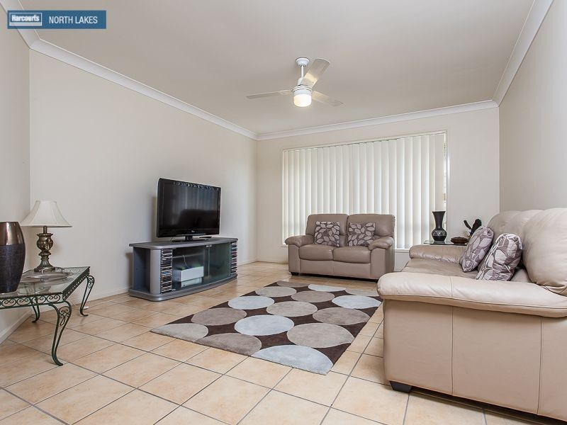34 Hunter Circuit, Petrie QLD 4502