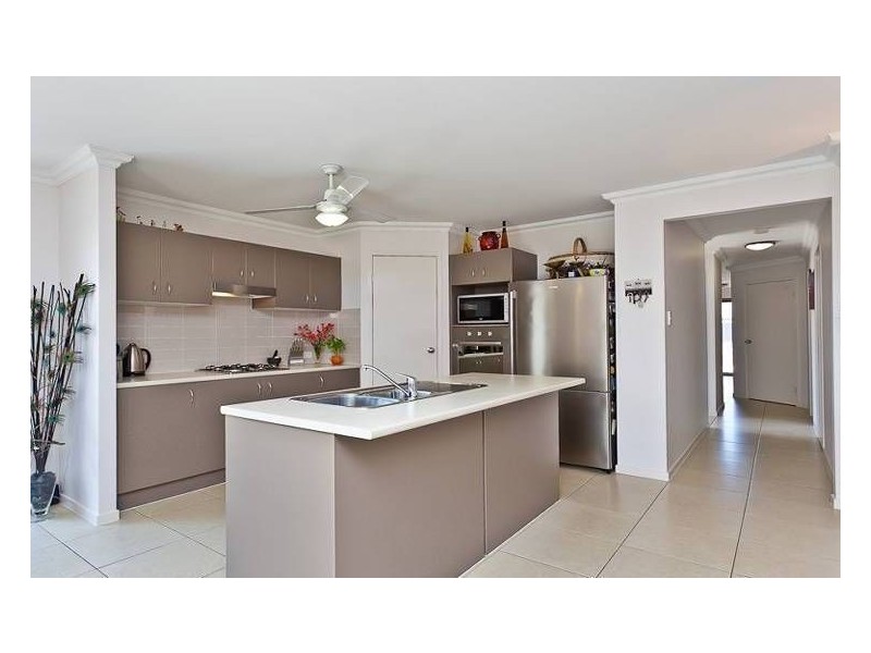 24 Sunstone Circuit, Mango Hill QLD 4509