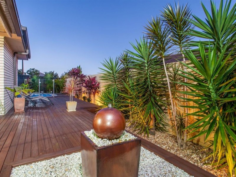 21 Eaton Close, North Lakes QLD 4509