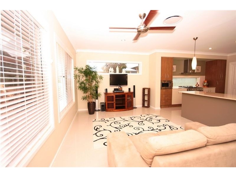 29 Kowari Crescent, North Lakes QLD 4509