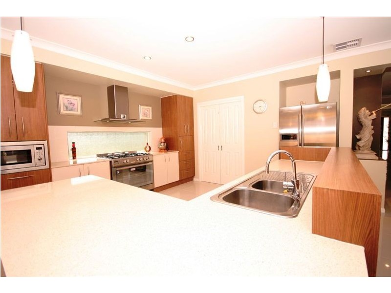 29 Kowari Crescent, North Lakes QLD 4509