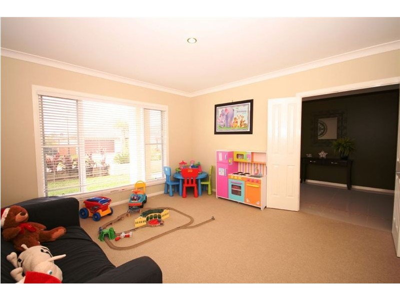 29 Kowari Crescent, North Lakes QLD 4509