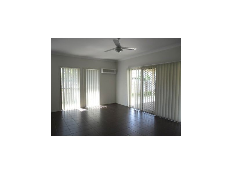 14 Glider Street, North Lakes QLD 4509