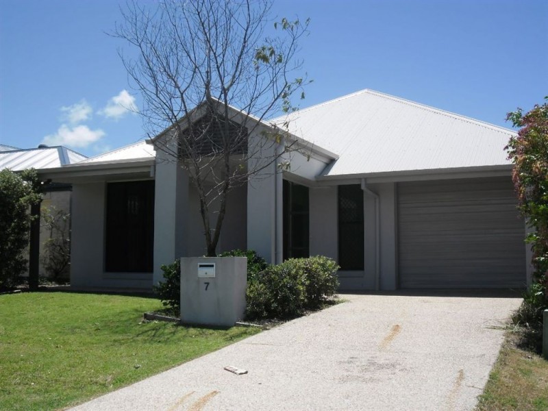 7 Pandorea Circuit, North Lakes QLD 4509