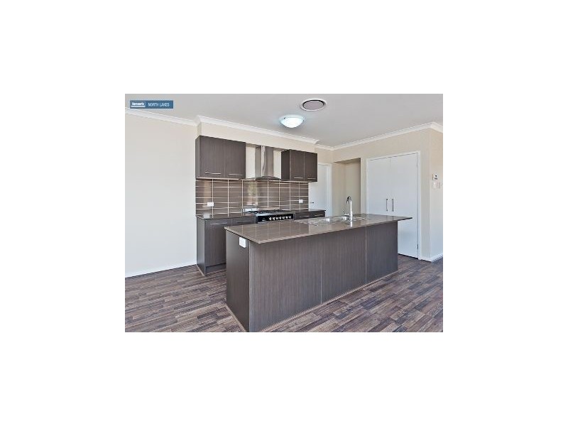 121 Cowen Terrace, North Lakes QLD 4509