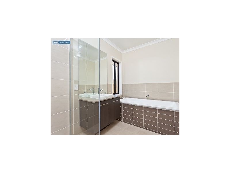 121 Cowen Terrace, North Lakes QLD 4509