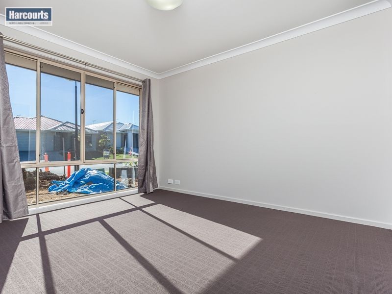 19 Nullarbor Circuit, North Lakes QLD 4509