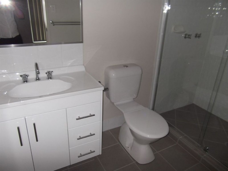 84 Mackintosh Drive, North Lakes QLD 4509