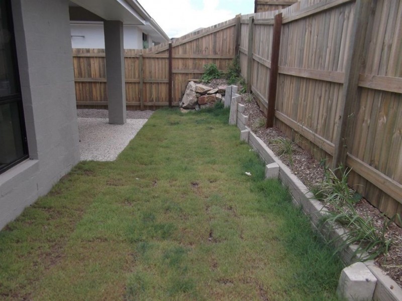 84 Mackintosh Drive, North Lakes QLD 4509