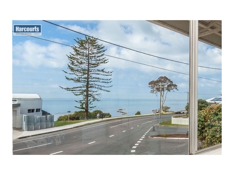 1 Whytecliffe Parade, Woody Point QLD 4019