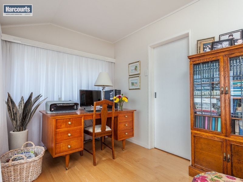 1 Whytecliffe Parade, Woody Point QLD 4019