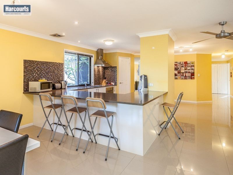 27 Raymont Street, North Lakes QLD 4509