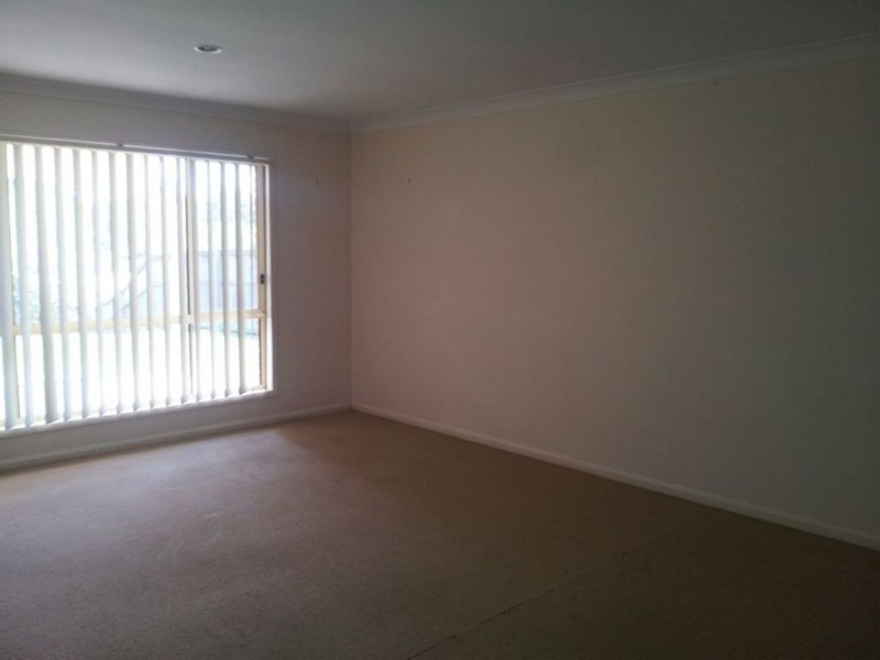 55 Hunter Circuit, Petrie QLD 4502