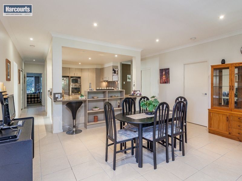 8 Turnstone Circuit, North Lakes QLD 4509