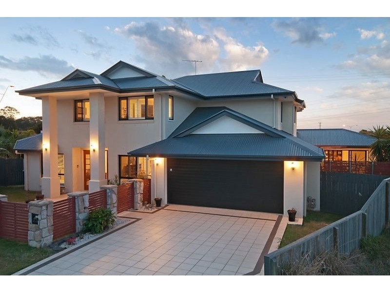 23 Azienda Place, Bridgeman Downs QLD 4035