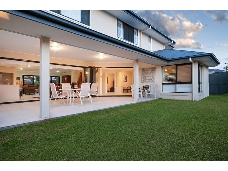 23 Azienda Place, Bridgeman Downs QLD 4035