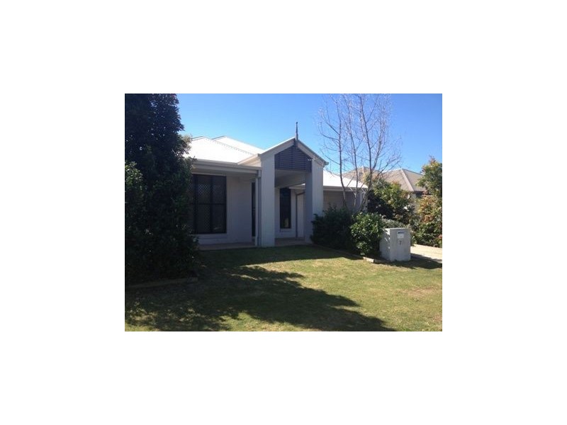7 Pandorea Circuit, North Lakes QLD 4509